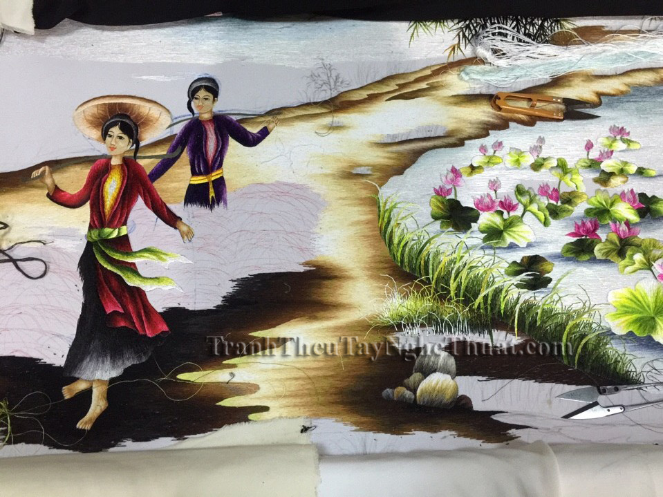 tranh thêu phong cảnh làng quê