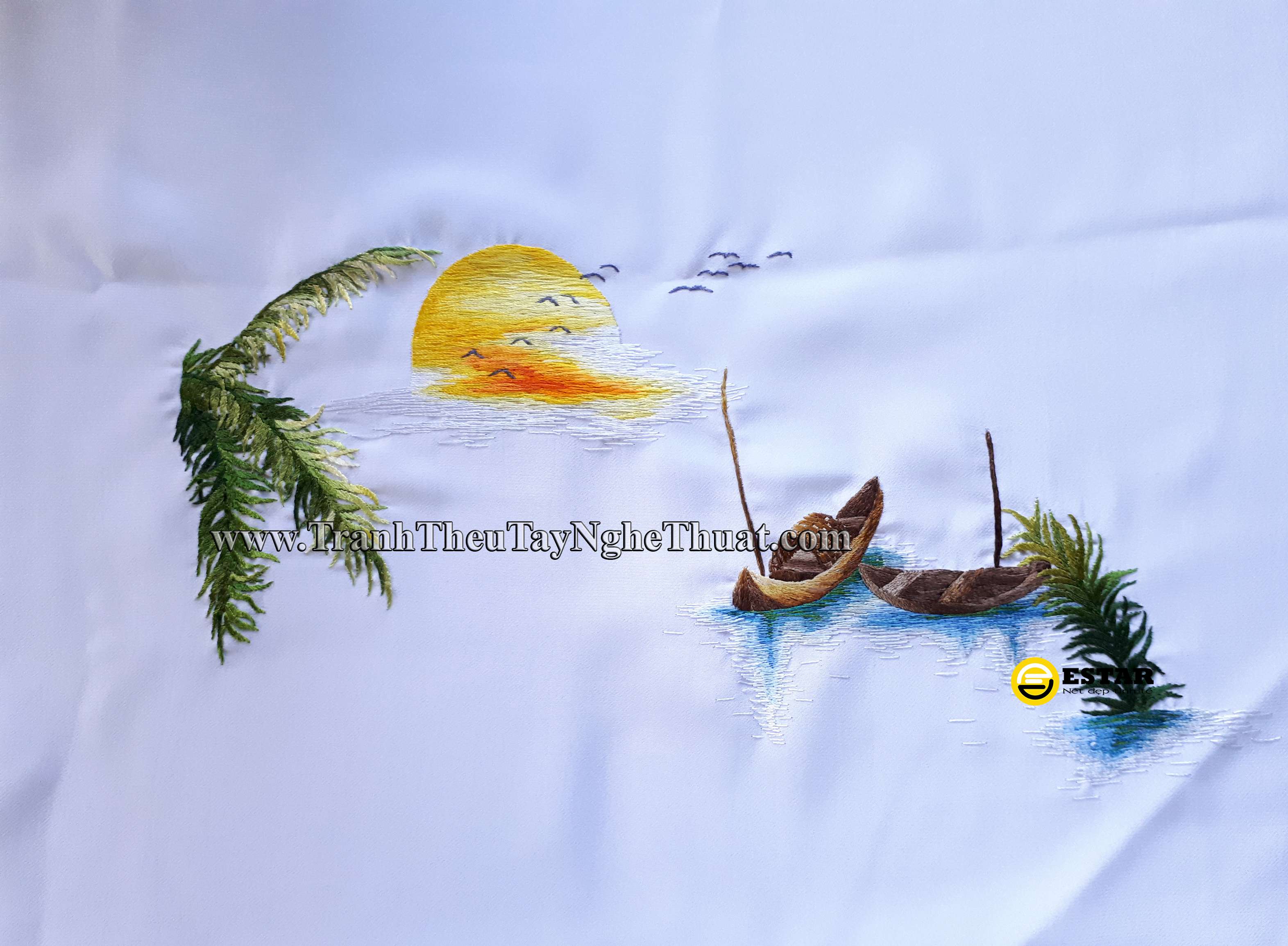 tranh thêu tặng đối tác