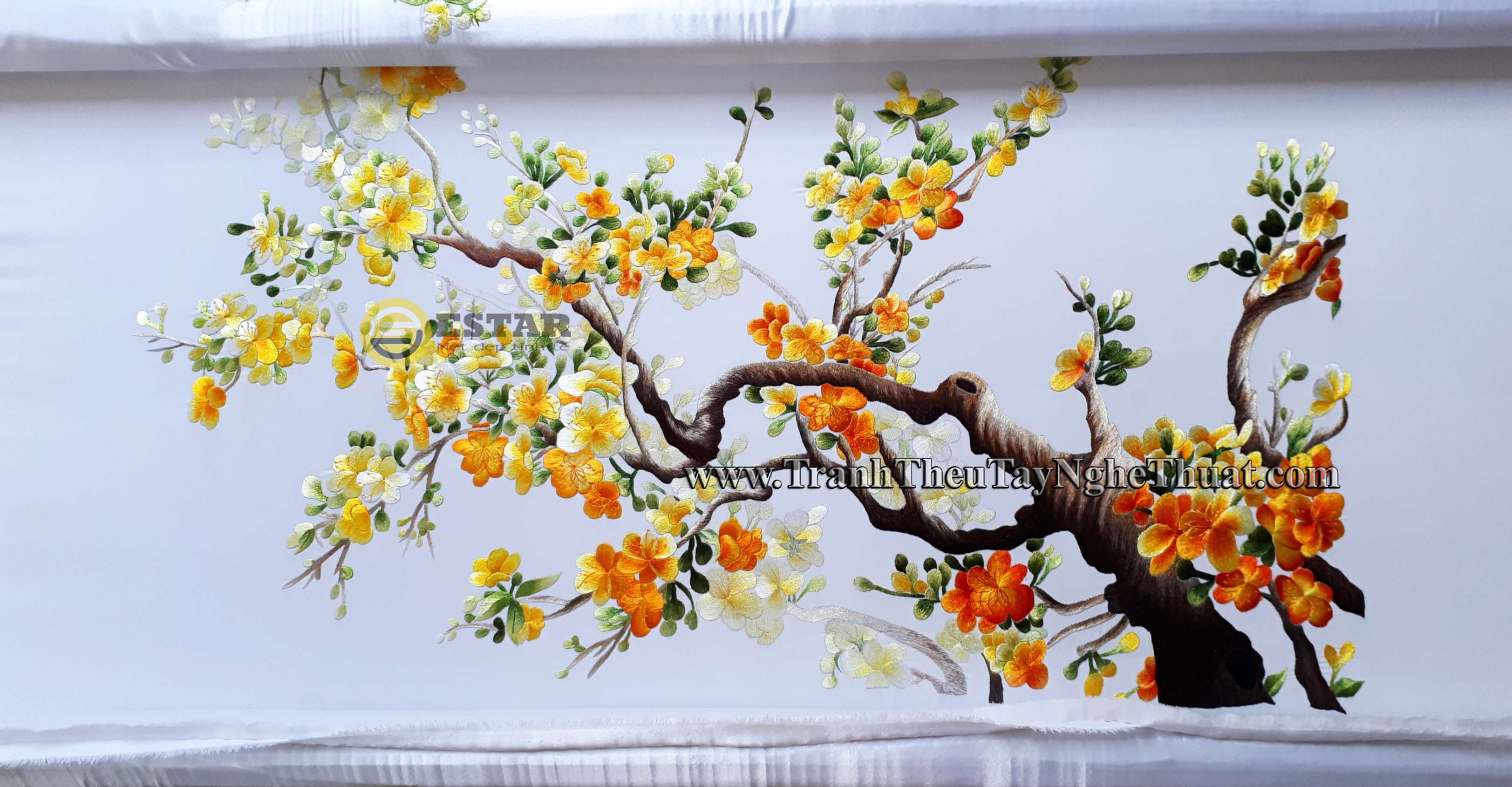 tranh thêu hoa mai