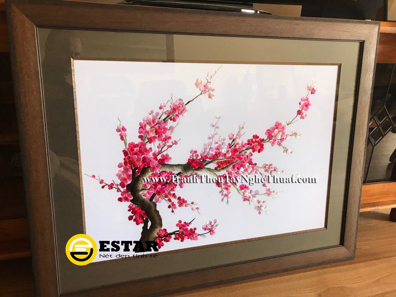 tranh thêu hoa đào